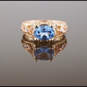 Light Blue Sapphire w/ diamonds in Pink/Rose Gold